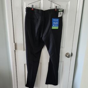 Haggar Men's Charcoal Dress Pants